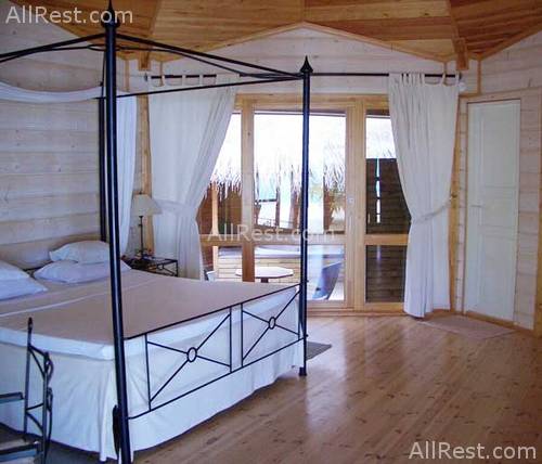 Kuredu Island Resort 6